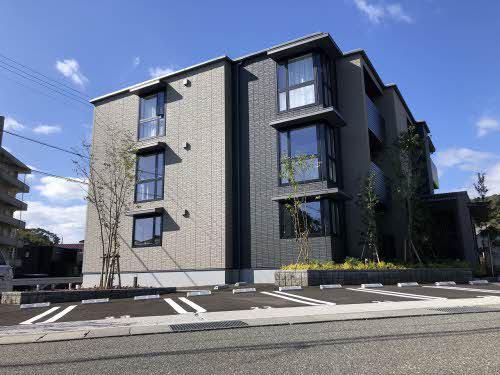 ベレオガーデンズHATA