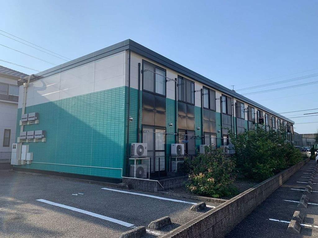 レオパレスとさみずき