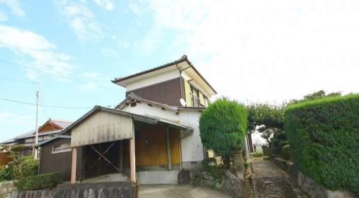 福岡県小郡市八坂の戸建賃貸