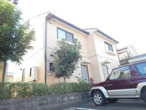 パンテス柏原 D館