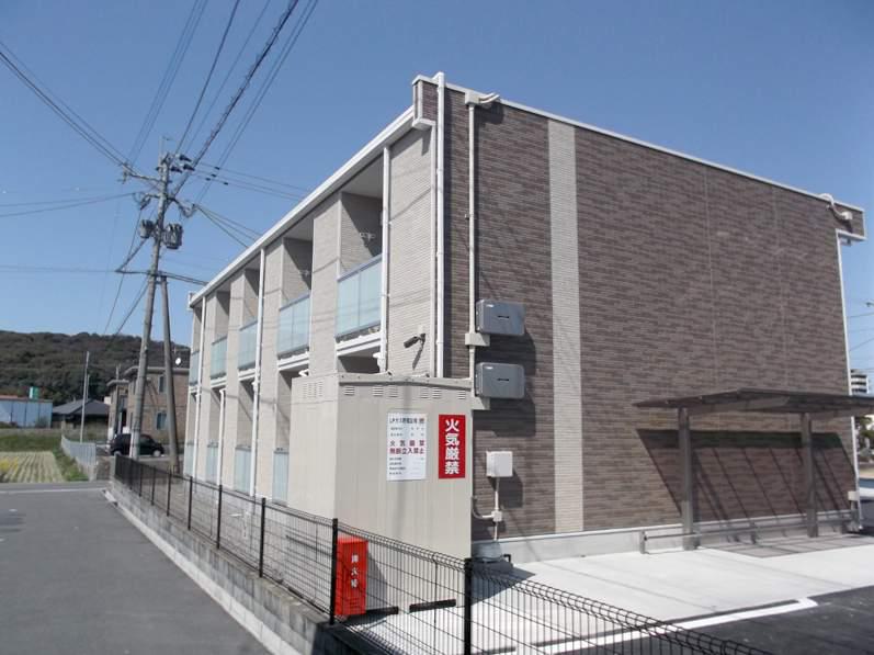 レオネクストかえで