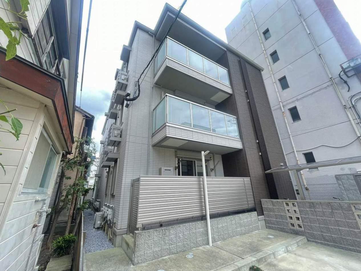 フェリオ箱崎駅前