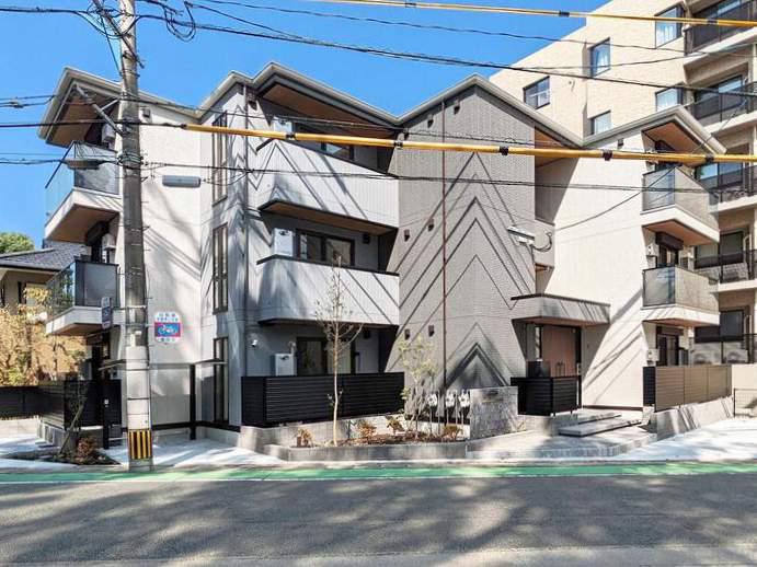 LIBERTY CITY TAKAMIYA[3階]