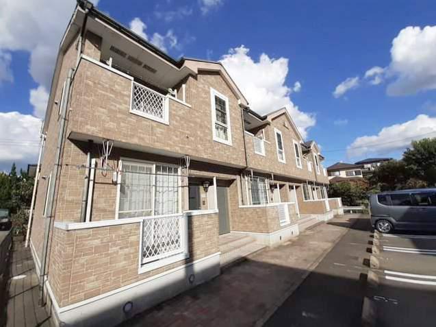 ガーデンヒルズ B