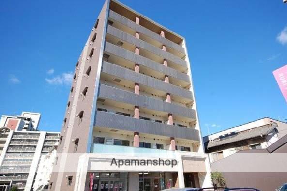 グランディ県庁前