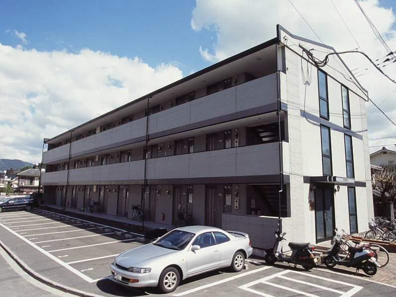 レオパレス二日市中央