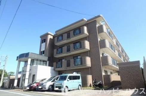 クレセントパレス