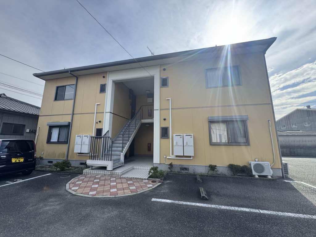 シャルマンメゾン大川 B棟