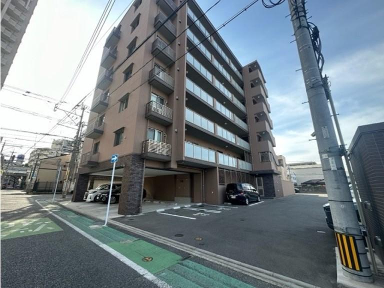メルベーユ高宮駅前