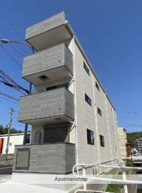 プレチサメンテ 今宿駅前