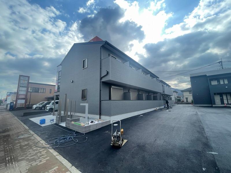 アザレア伊万里Ⅱ(1K/1階)