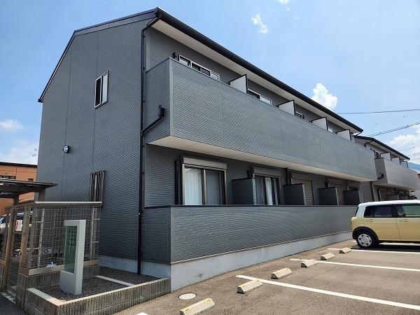 アザレア伊万里Ⅰ(1K/1階)