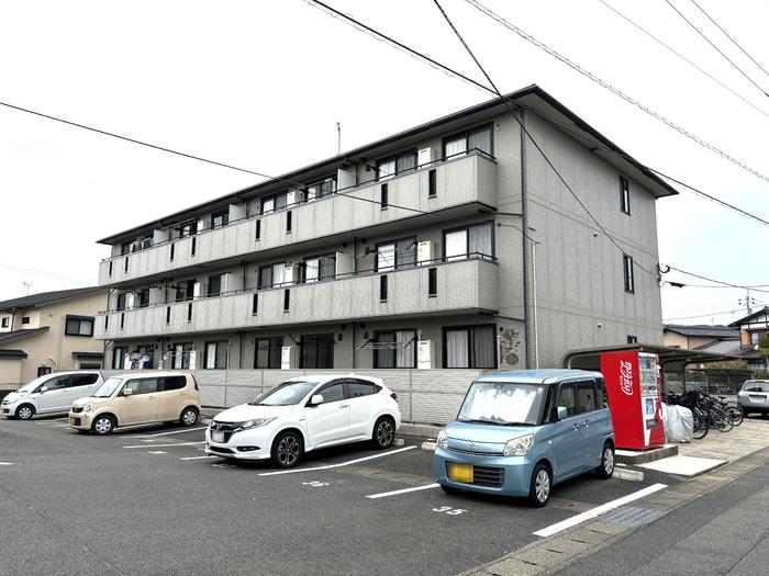 ロイヤルステージタウン鳥栖B(2LDK/2階)