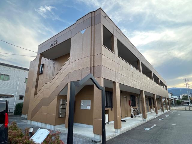 鹿児島本線 基山駅 徒歩14分  築18年