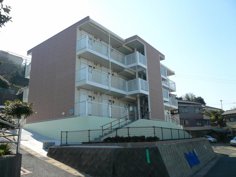 レオパレスRURINA