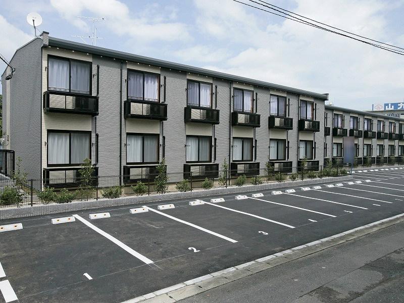 レオパレスラ フォレビオレット