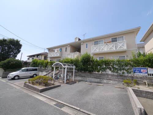 ヴィレッジヒルズB棟