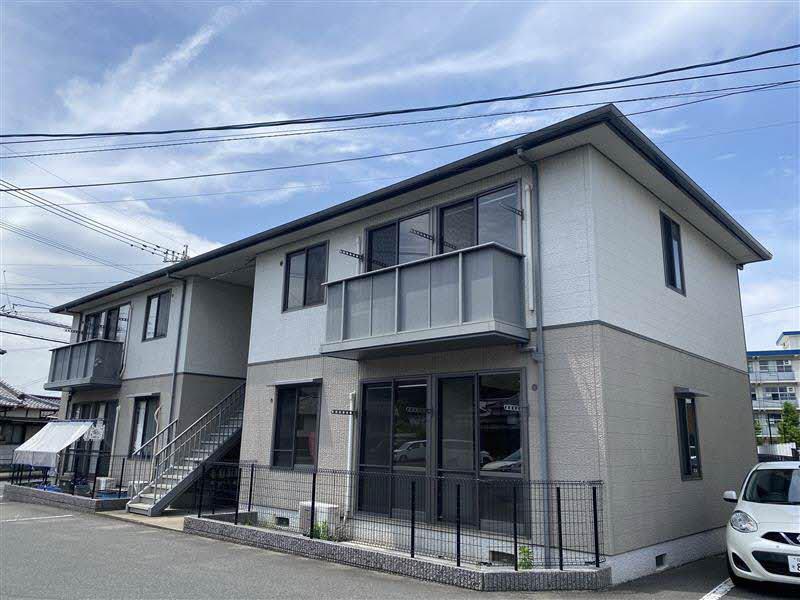 サンハイツ永犬丸  A棟