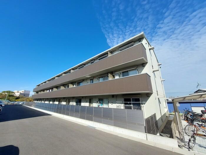 イオメール折尾 B棟