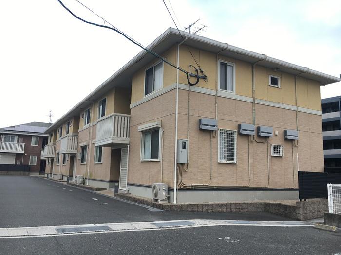 サンクラーズメゾンA棟