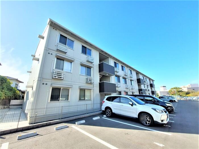 イオメール折尾 A棟