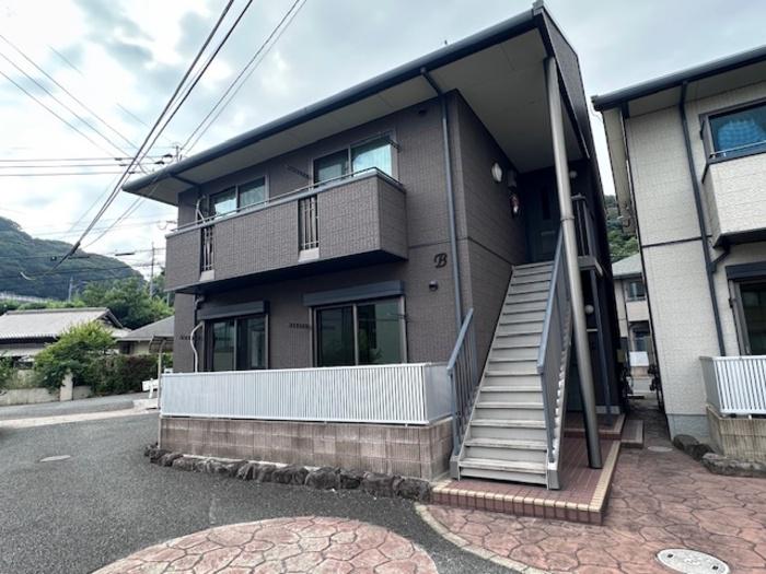 エヴァーグリーン紫の池 B棟