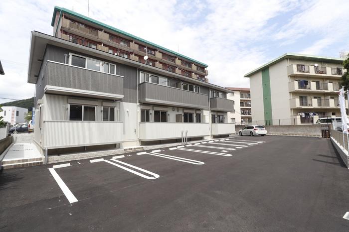 アベニール湯川