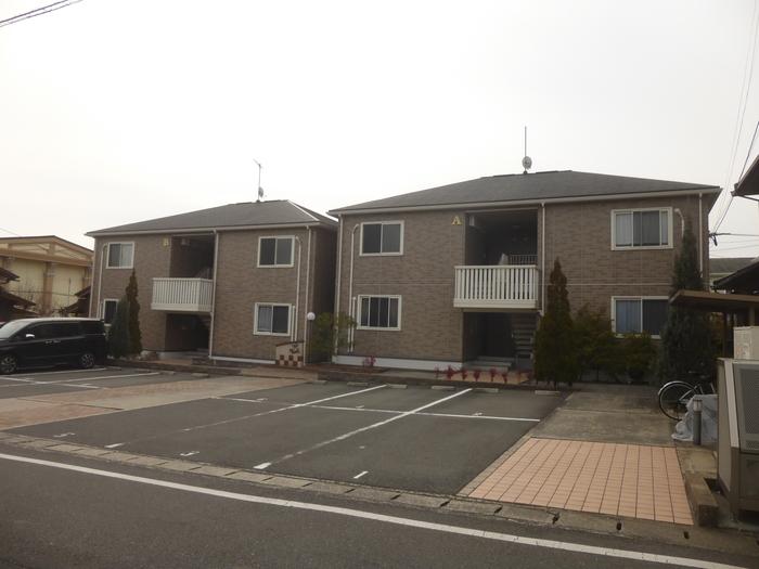 ウィング富久 B棟