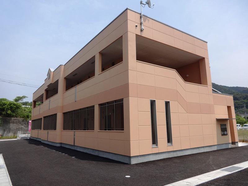 フィオーレ崎岡