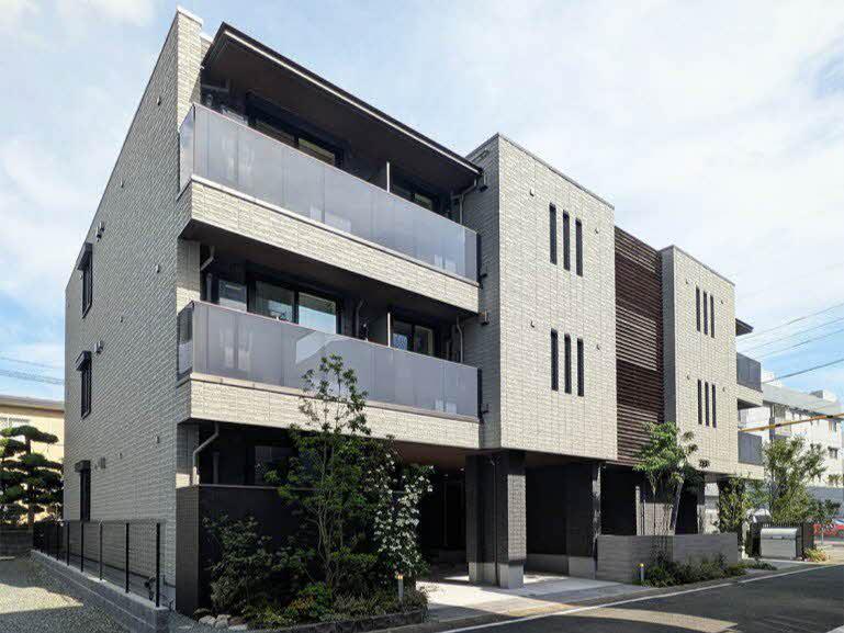 シャーメゾン クオリスタ