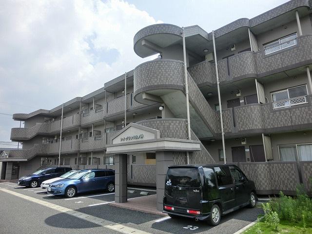 レオ・グランド山ノ神