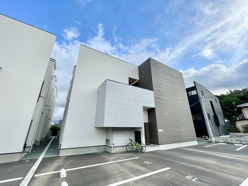 MODERN PALAZZO 須屋BALM