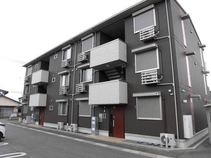 熊本県菊池市亘の建物