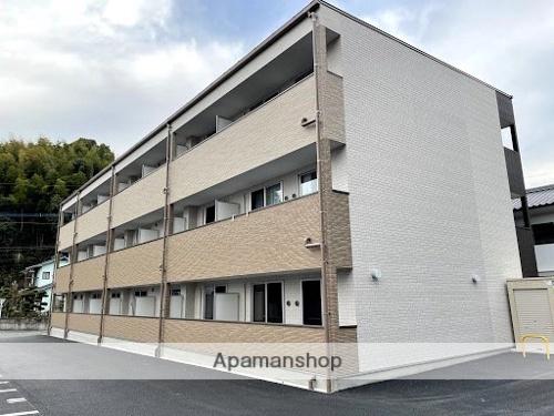 クレストラフィーネ