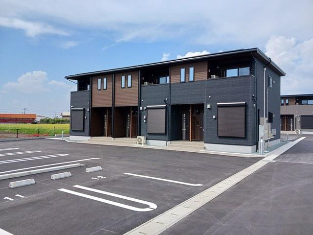 シャルム6番館 B