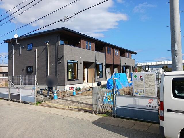 アロアロ アミウ