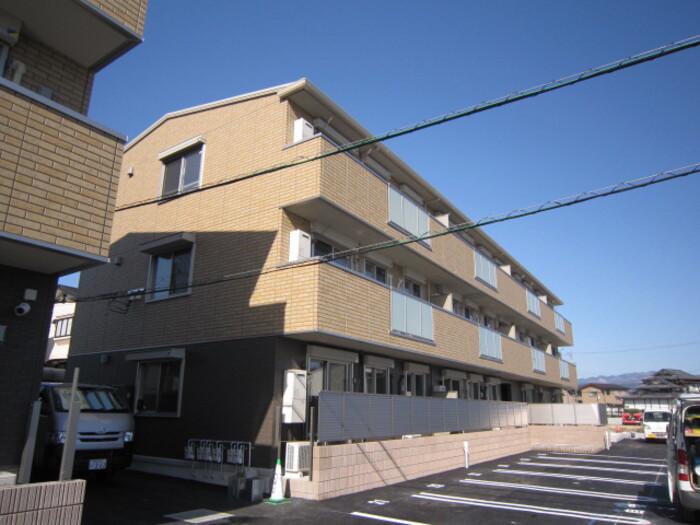 ラフィーネ益城 A棟