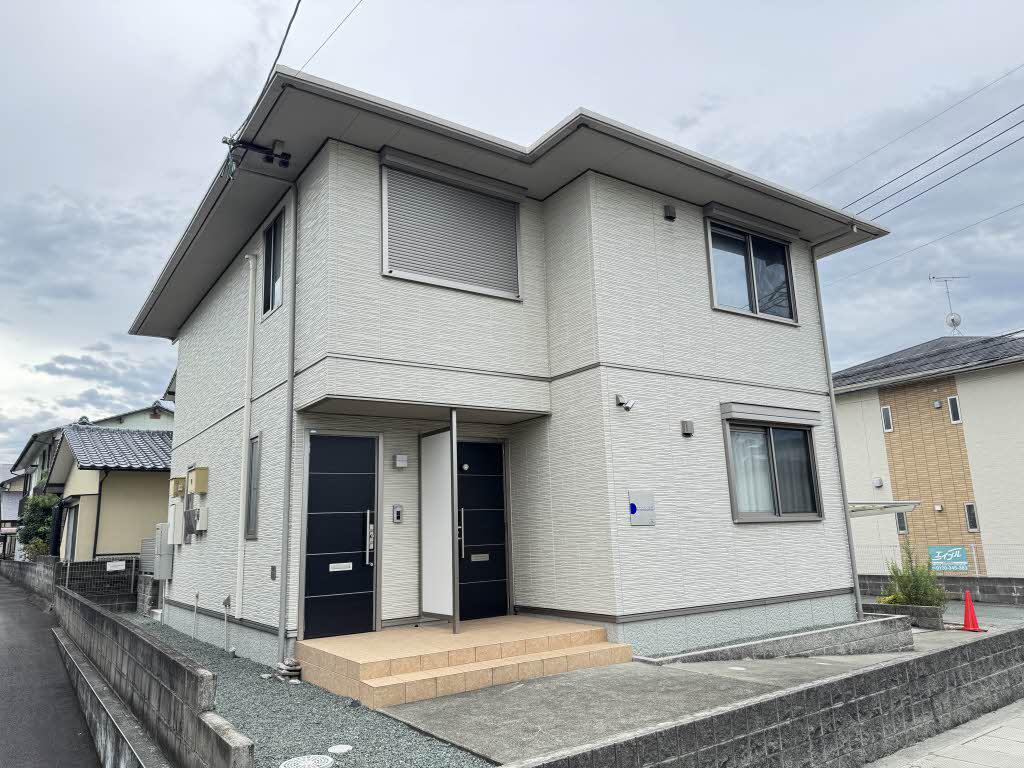 シャーメゾンクレスト