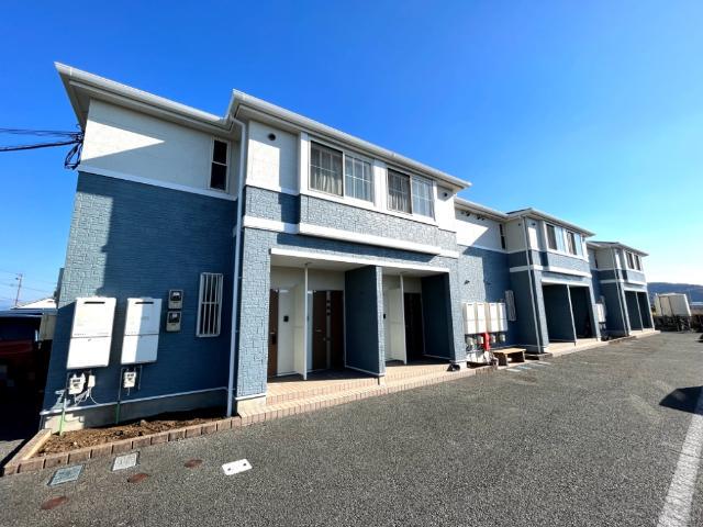 鹿児島本線 富合駅 徒歩18分 2階建 築17年