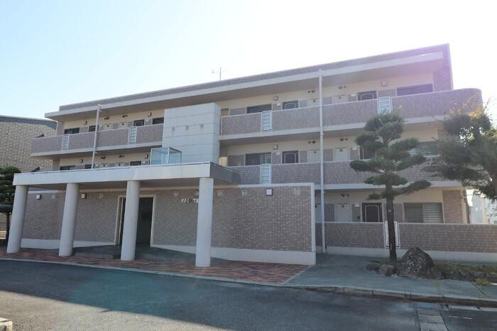 フロンティア・ウィン