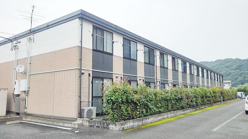 レオパレスニュー春日