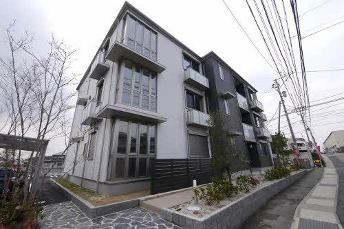 クアトロディーオガーデンA棟