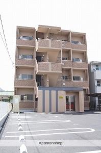 メゾン カルミア