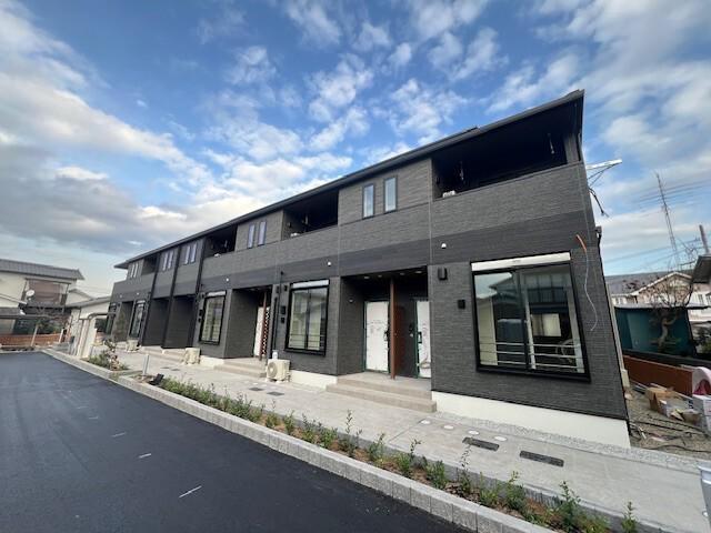 モナ コシネル(2LDK/2階)