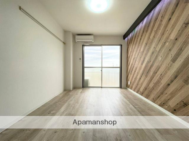 アーバニアサフランB