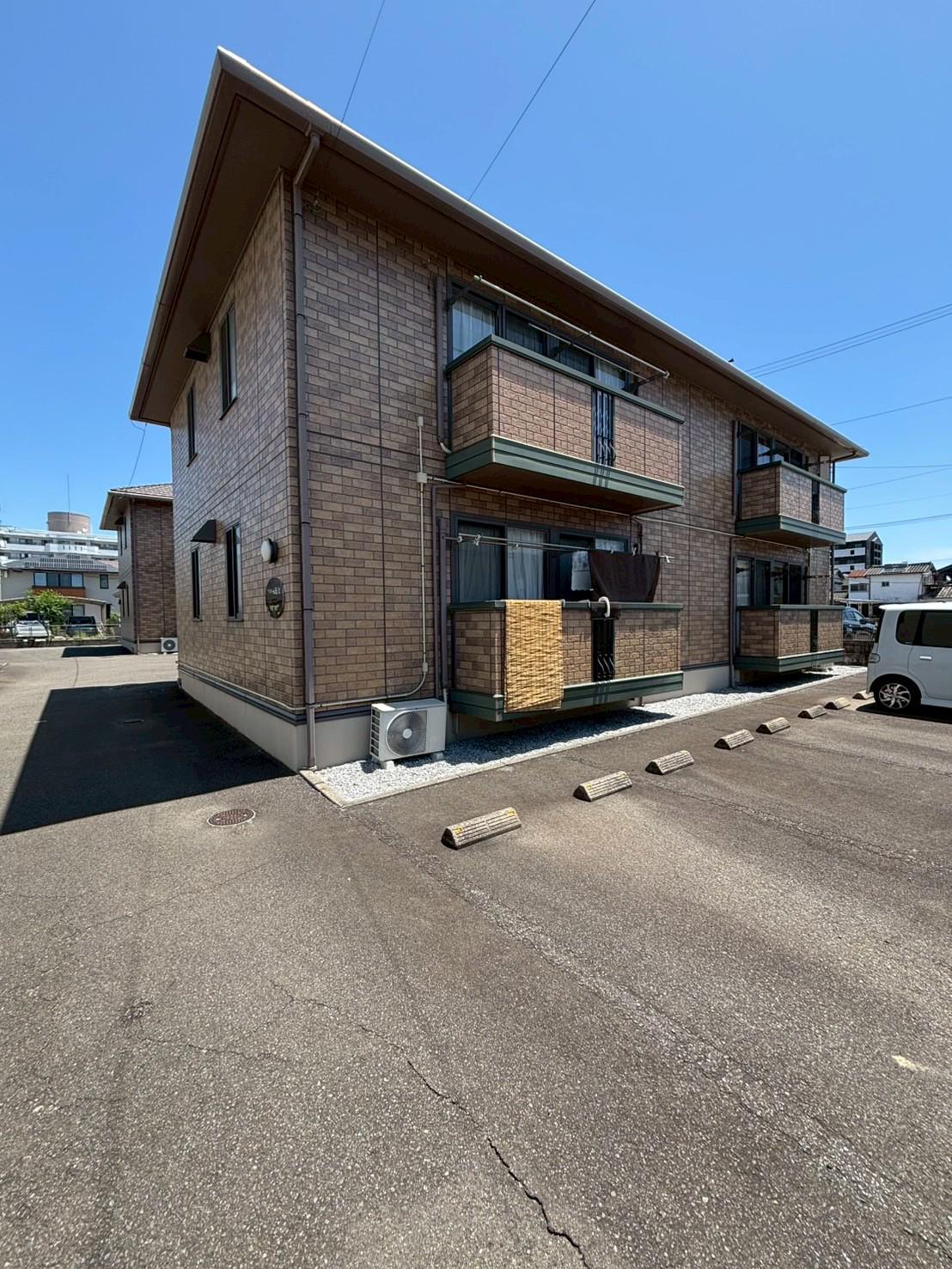 エスポアール日ノ出A棟(2DK/1階)