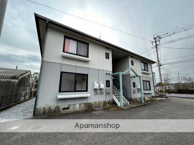 エメラルドビーチ六番館