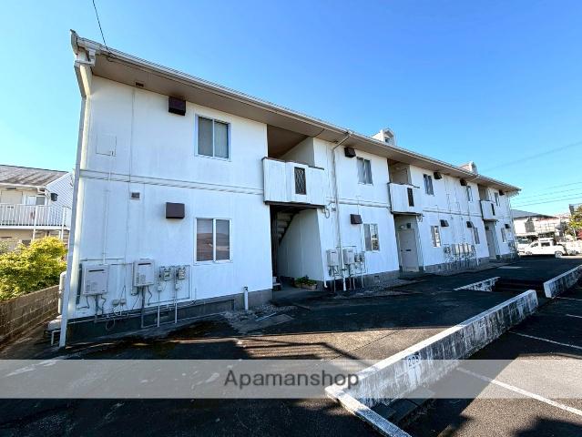 グランドハイツ白亜