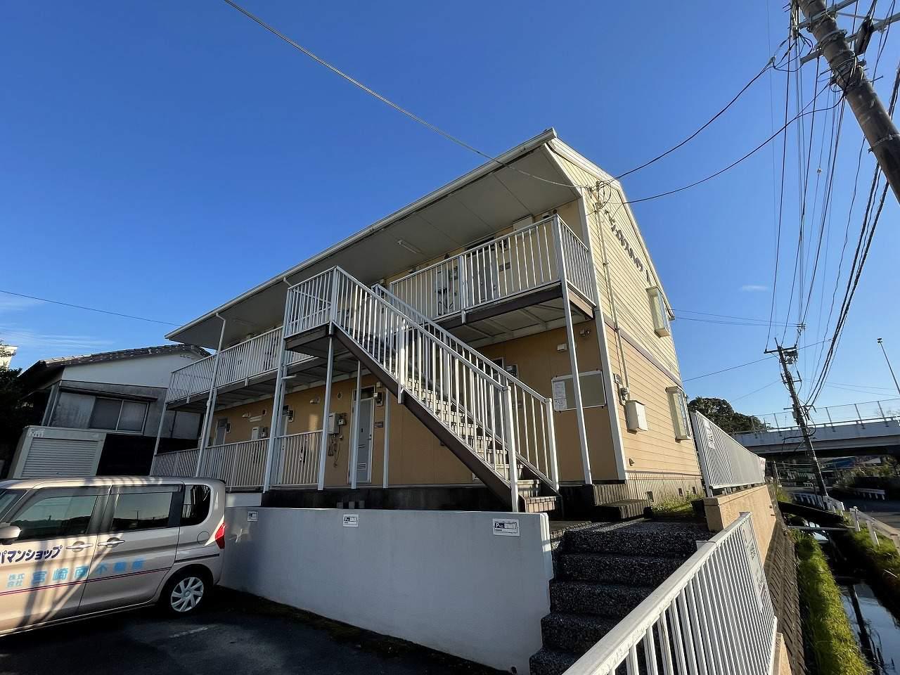 ジェネスハイツ A棟