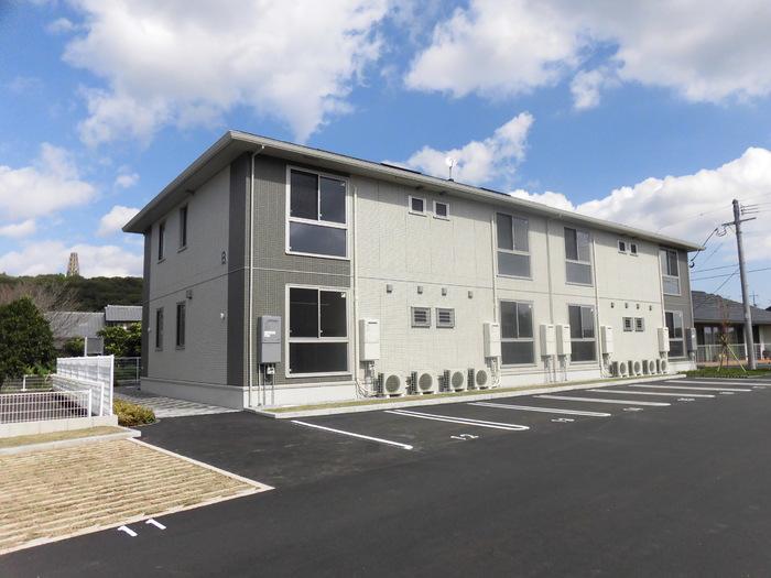 グランド シャインB棟(1LDK/1階)